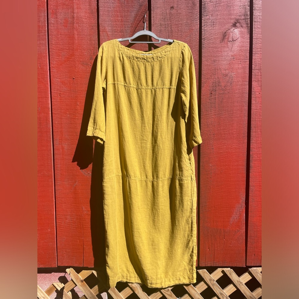 100% green linen TOAST dress
